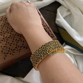 Single Line Kundan Bangle-Triangle -GREEN-OPAQUE-g3651
